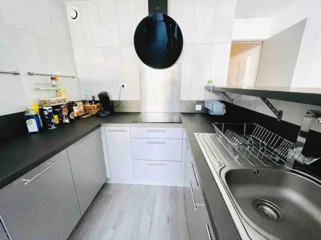 Superbe Appart En Residence A 300 M De La Plage. La Grande Motte Exterior foto